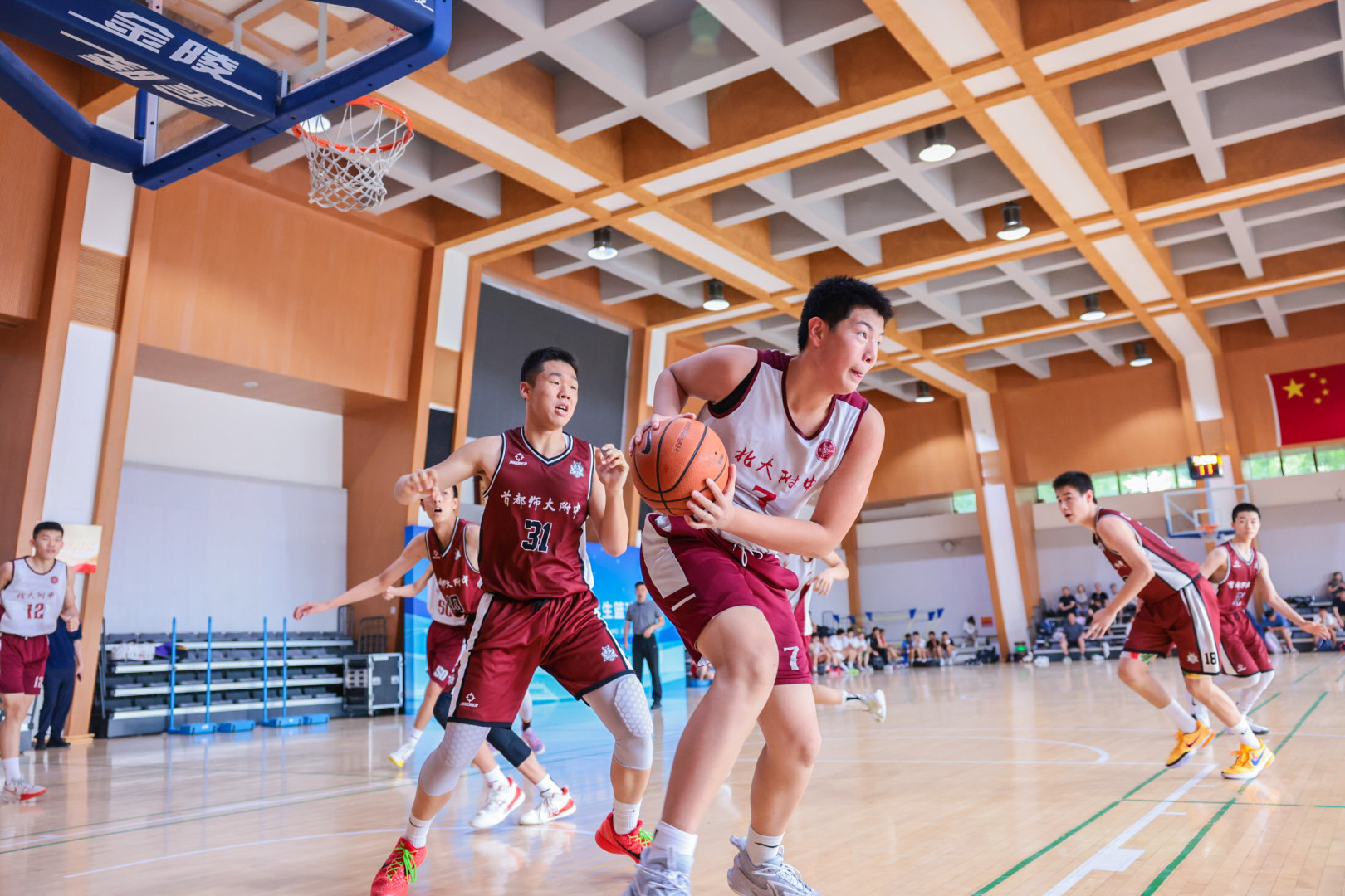 全国中学生篮球赛冠军_全国初中篮球冠军_北屯中学篮球比赛冠军是谁