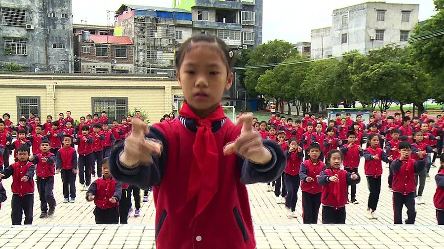 中小学生广播消防体操_小学生消防广播体操视频_小学生消防广播体操