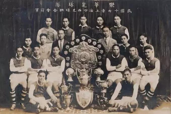 谁获得过亚洲足球_亚洲历史上足球冠军的国家是_足球亚洲国家拿过冠军吗