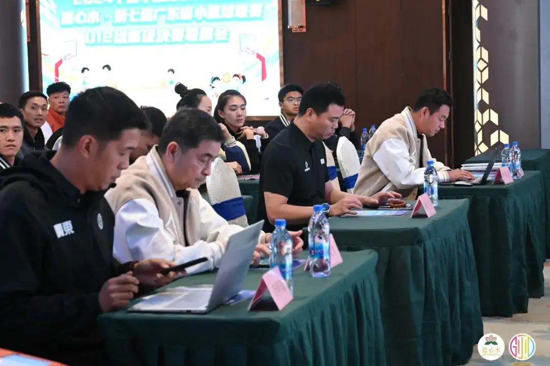 市级u12篮球赛冠军有用吗_篮球赛冠军_篮球赛只有冠军才有奖杯吗