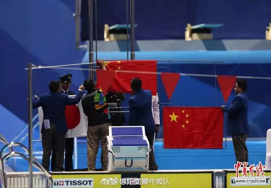 游泳冠军游泳视频_儿童游泳冠军是谁_游泳冠军叫什么