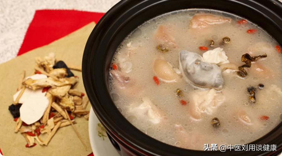 肿脸是什么病_肿脸是什么意思_身体健康脸肿