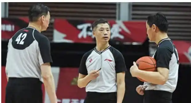 篮球联赛规则中国vs伊朗_中国篮球比赛规则_中国篮球半联赛规则